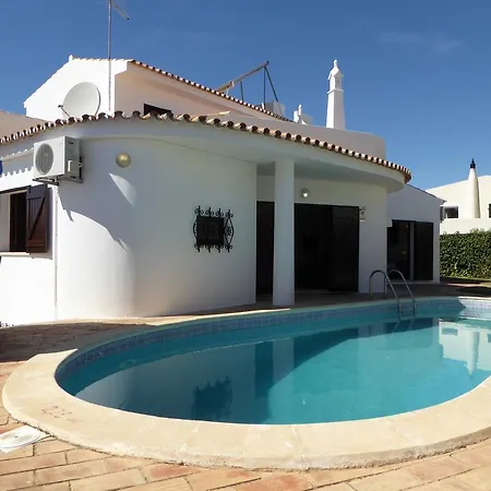Villa Cip V4 Rocha *