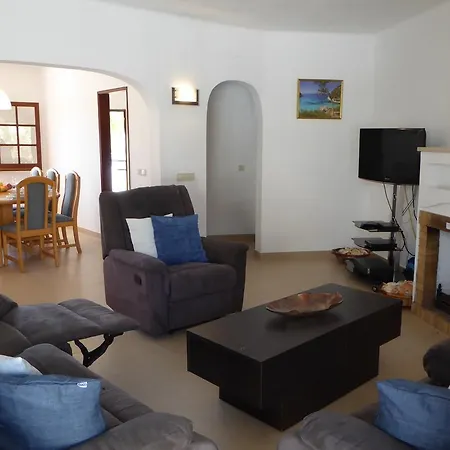 Villa Cip V4 Rocha